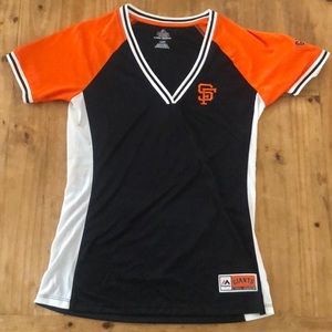 GIANTS MLB shirt